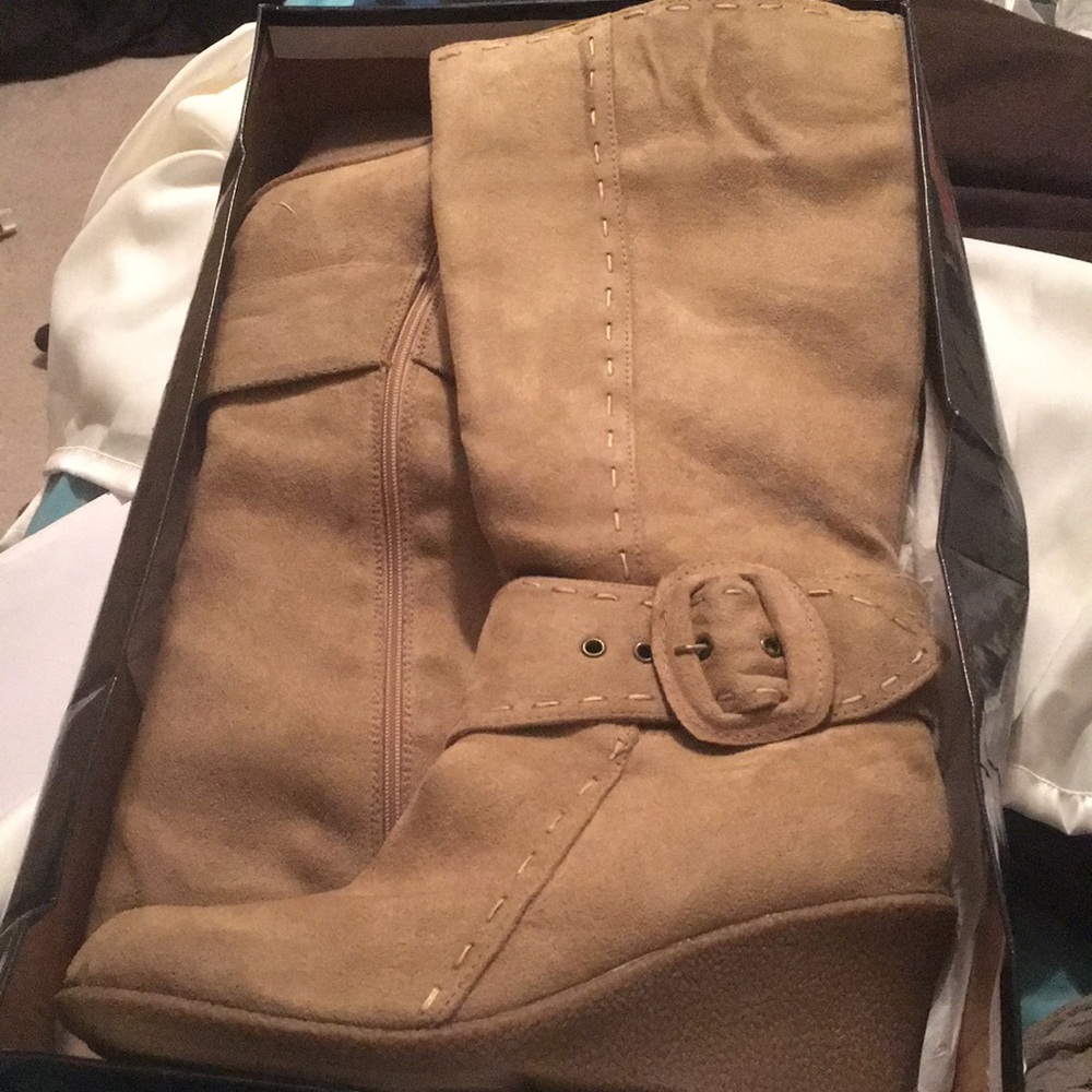 Size 10 Suede Beige Calf Wedge Boots. Never Used!